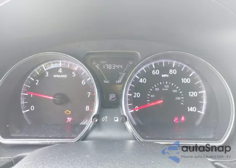 2016 Nissan Versa 1.6 S/1.6 S+/1.6 Sl/1.6 Sv z USA, uszkodzony, nr VIN 3N1CN7AP0GL819397